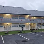 钟楼圣昆廷酒店 3* 圣康坦