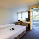 Campanile Quentin 3* Σεν-Κεντέν