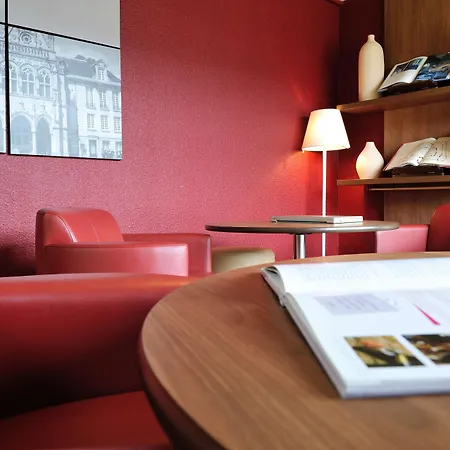 Campanile Quentin 3*