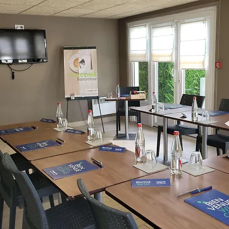 Campanile Quentin Hotel 3*