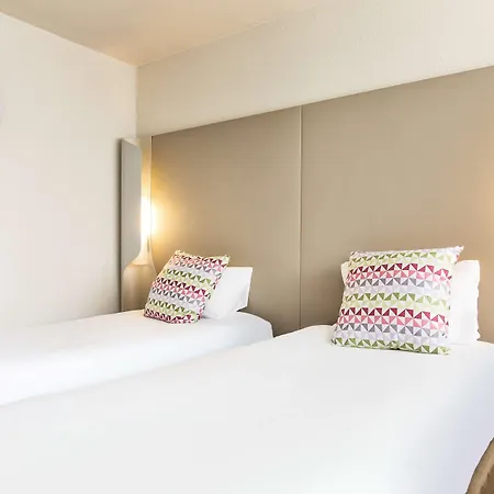 Hotel Campanile Quentin 3*